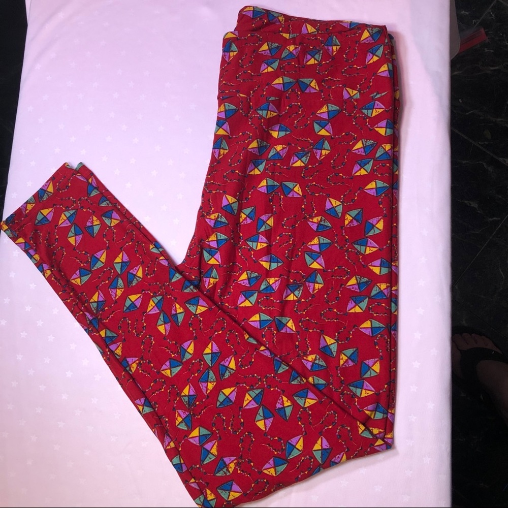 LuLaRoe “Fly a Kite” leggings TC NWT